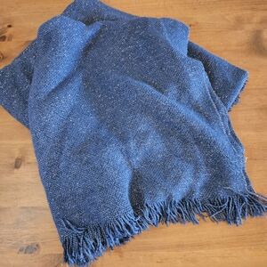 Textillery Weavers Chenille Rose  39x74 Throw Blanket Vintage USA Blue & Silver